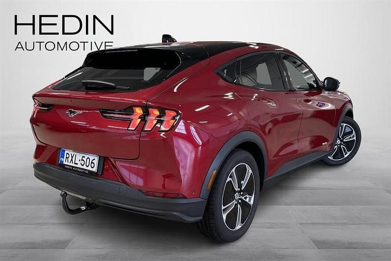 Käytetty Ford Mustang Mach-E 197 kW (269 HP) 2025 Katumaasturi