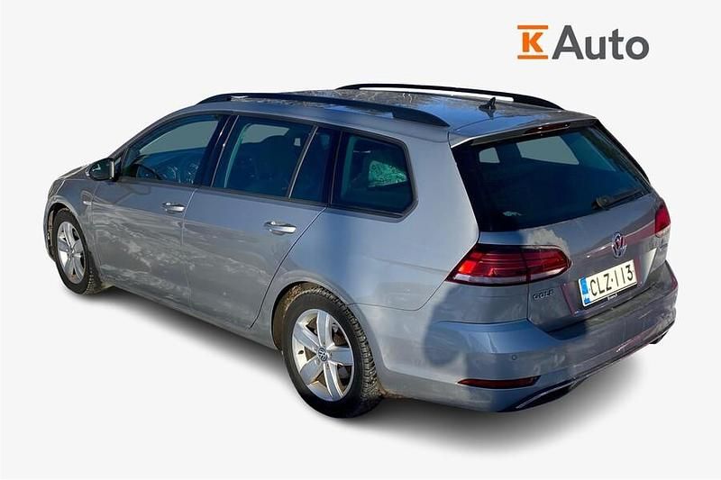 Käytetty VW Golf VII Comfortline 131 HP (96 kW) 2019 Harmaa Farmari