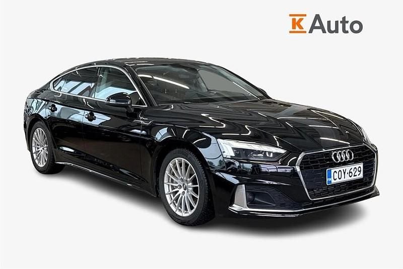 Käytetty Audi A5 Sportback Advanced Plus 204 HP (150 kW) 2021 Musta Viistoperä