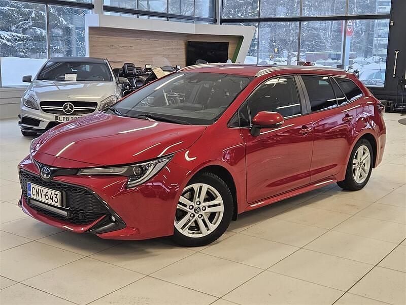 Käytetty Toyota Corolla Business Edition 184 HP (135 kW) 2019 Punainen Farmari