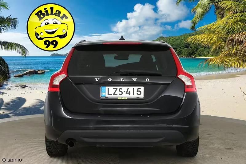 Käytetty Volvo V60 Business Edition 163 HP (119 kW) 2011 Farmari