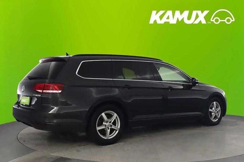 Käytetty VW Passat Comfortline 120 HP (88 kW) 2016 Hopea / harmaa Farmari