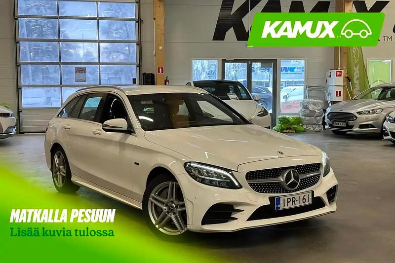 Valkoinen Käytetty 2020 Mercedes C300e Business Farmari | 21 900 € (Perustarjous) - Kuva 1/4