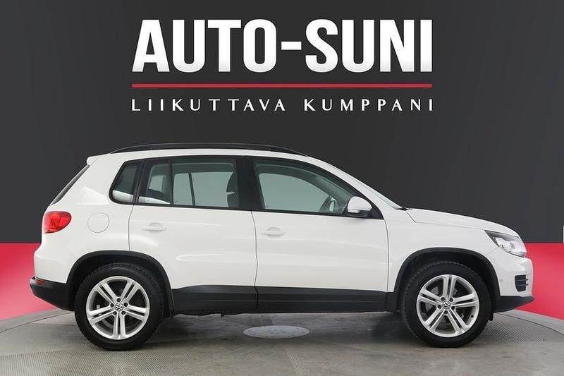 Käytetty VW Tiguan Trendline 122 HP (89 kW) 2012 Katumaasturi