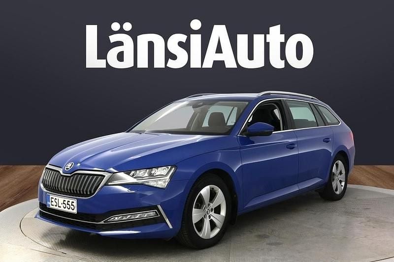 Sininen Käytetty 2020 Skoda Superb Ambition Farmari | 18 890 € (Supertarjous) - Kuva 1/1