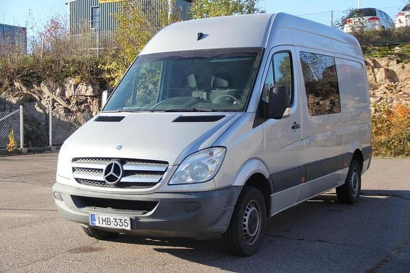 Käytetty Mercedes Sprinter 129 HP (94 kW) 2011 Harmaa Van