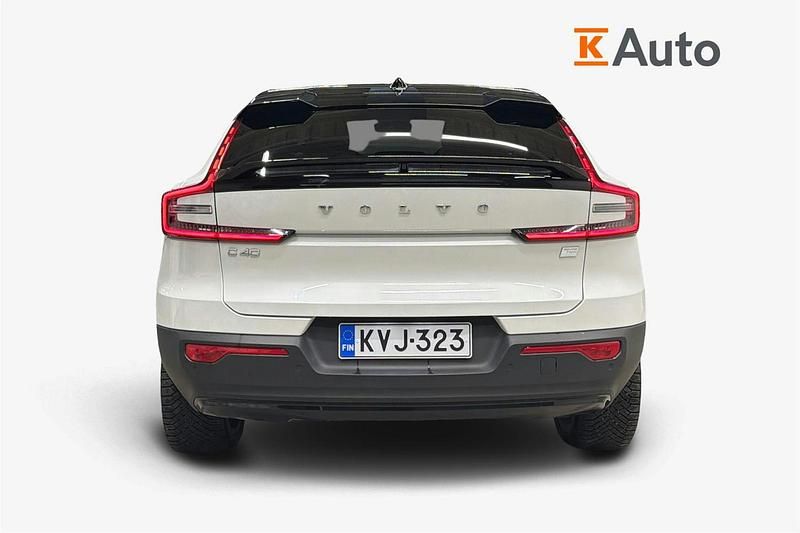 Käytetty Volvo C40 300 kW (408 HP) 2022 Valkoinen Katumaasturi
