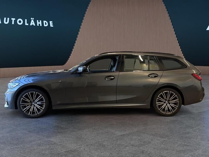 Käytetty BMW 330e M Sport 184 HP (135 kW) 2021 Farmari