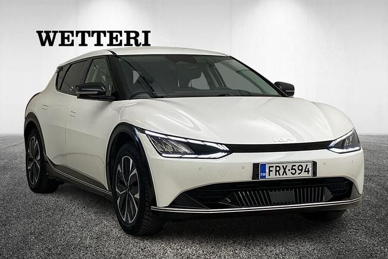 Valkoinen Käytetty 2024 Kia EV6 Comfort Katumaasturi | 31 900 € (Perustarjous) - Kuva 1/4