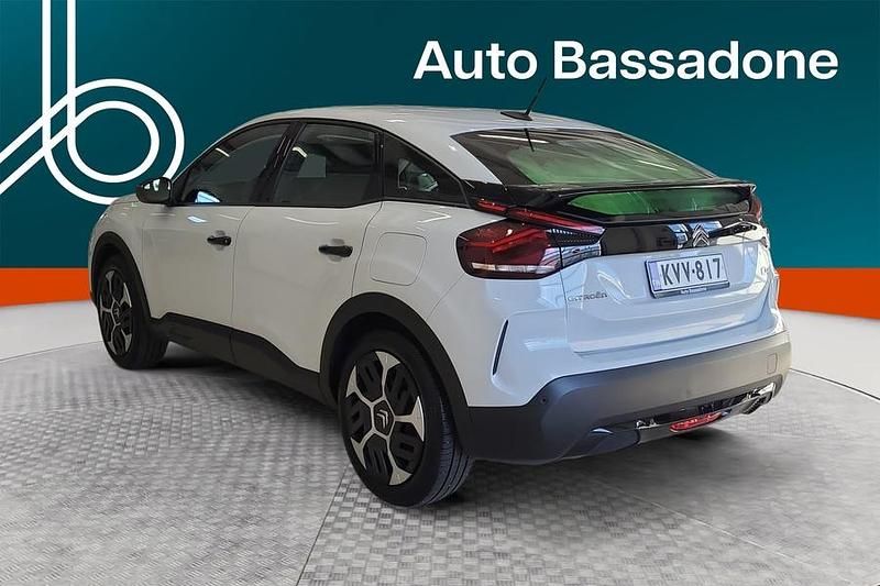 Käytetty Citroën C4 PureTech 101 HP (74 kW) 2024 Viistoperä