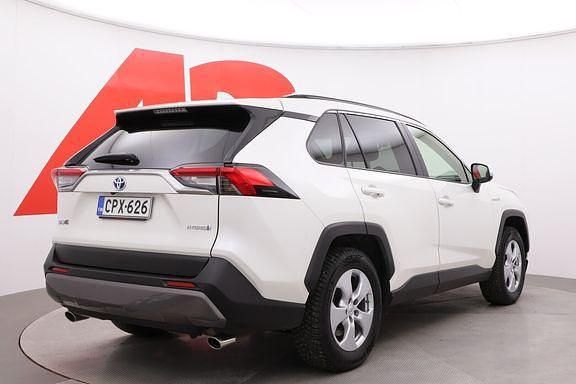 Käytetty Toyota RAV4 Active 176 HP (129 kW) 2022 Valkoinen Katumaasturi