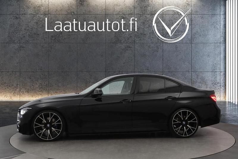 Käytetty BMW 330e 252 HP (185 kW) 2016 Sedan