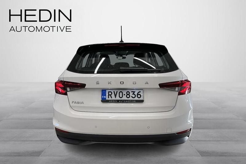 Käytetty Skoda Fabia Ambition 95 HP (69 kW) 2024 Valkoinen Viistoperä