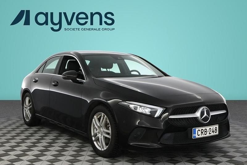 Käytetty Mercedes A200 Business 163 HP (119 kW) 2023 Musta Sedan