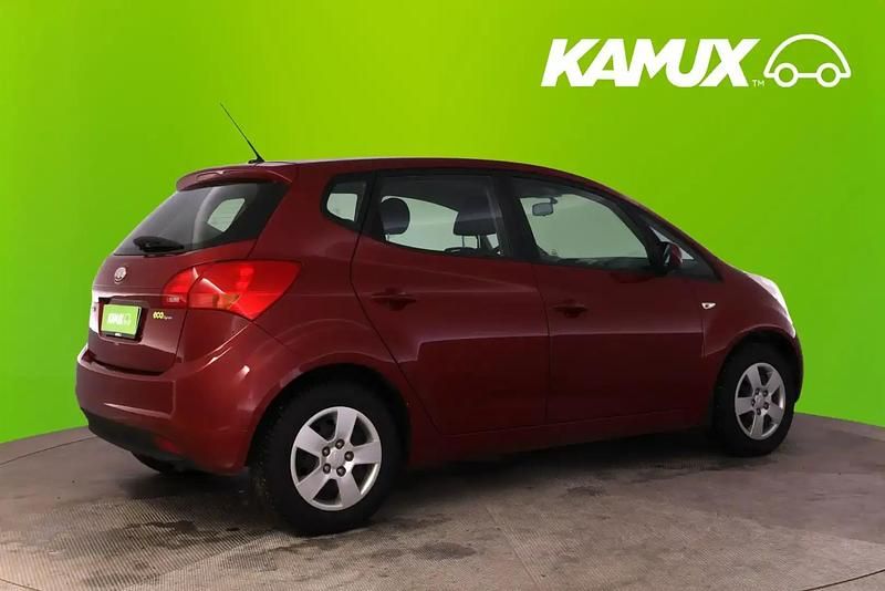 Käytetty Kia Venga EX 90 HP (66 kW) 2011 Punainen Viistoperä