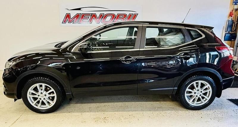 Käytetty Nissan Qashqai Acenta 116 HP (85 kW) 2018 Katumaasturi