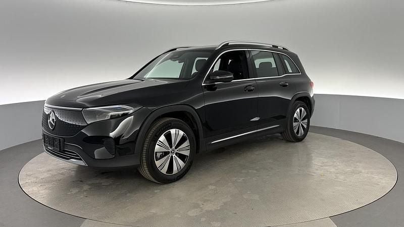 Käytetty Mercedes EQB300 Progressive 167 kW (228 HP) 2025 Katumaasturi