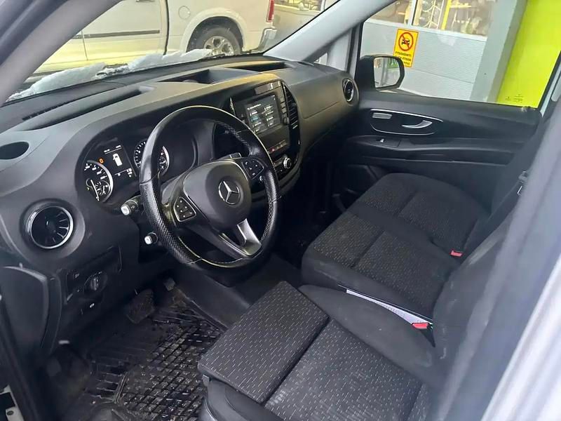 Käytetty Mercedes Vito 163 HP (119 kW) 2022 Valkoinen Van