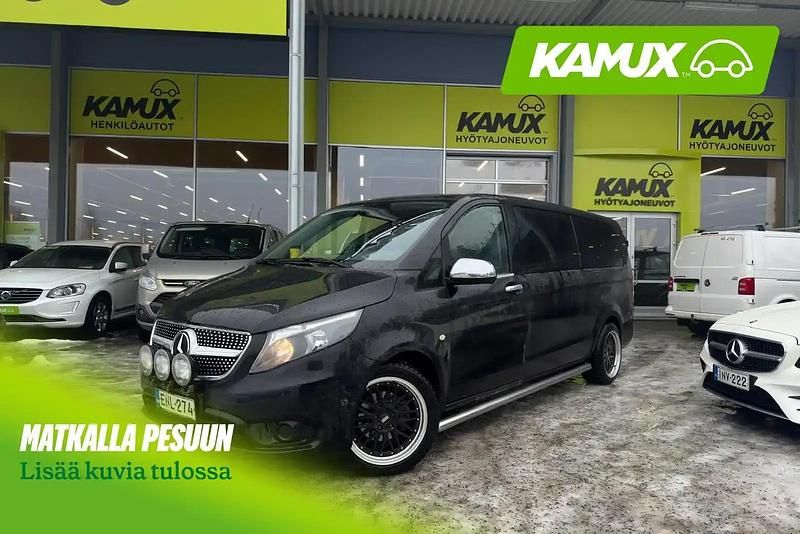 Käytetty Mercedes Vito 136 HP (100 kW) 2015 Musta Van