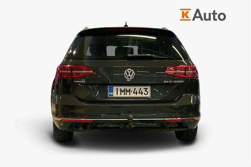 Käytetty VW Passat Highline 190 HP (139 kW) 2016 Harmaa Farmari