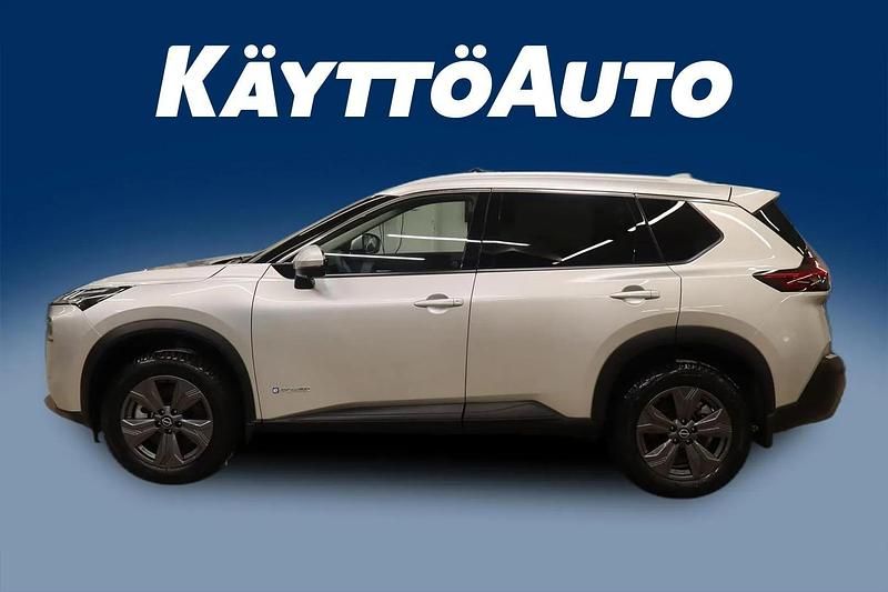 Uusi Nissan X-Trail N-Connecta 213 HP (156 kW) 2026 Brilliant silver Katumaasturi