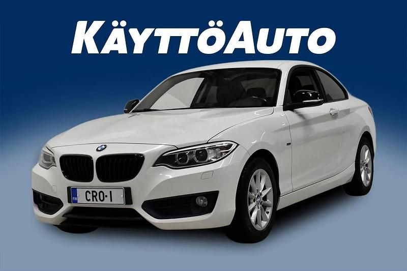 Valkoinen Käytetty 2014 BMW 220 Comfort Edition Coupe - kaksiovinen | 17 490 € - Kuva 1/4