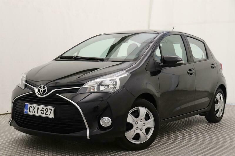 Musta Käytetty 2016 Toyota Yaris Active Viistoperä | 12 480 € (Perustarjous) - Kuva 1/4
