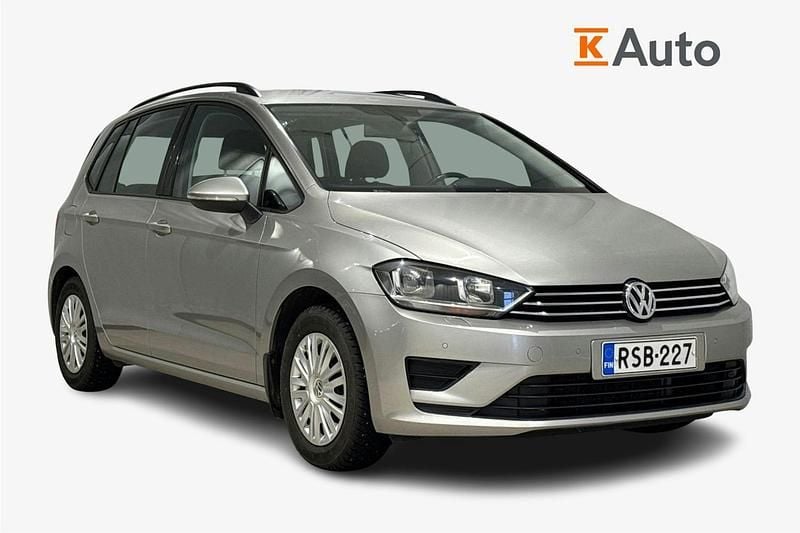 Käytetty VW Golf Sportsvan Comfortline 110 HP (80 kW) 2015 Harmaa Tila-auto