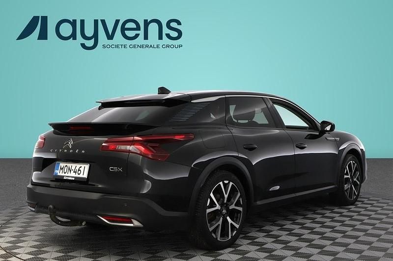 Käytetty Citroën C5 X Shine 224 HP (164 kW) 2023 Musta Farmari