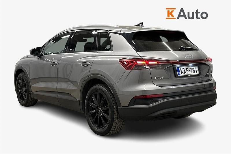 Käytetty Audi Q4 e-tron 125 kW (170 HP) 2023 Harmaa Katumaasturi