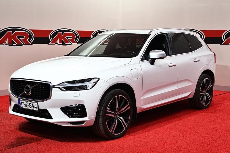 Valkoinen Käytetty 2019 Volvo XC60 Business Edition Katumaasturi | 33 900 € (Perustarjous) - Kuva 1/4