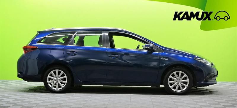Käytetty Toyota Auris Touring Sports Edition 99 HP (72 kW) 2016 Sininen Farmari