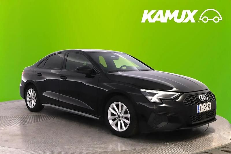 Musta Käytetty 2021 Audi A3 Business Sedan | 23 890 € (Hieman kallis) - Kuva 1/4