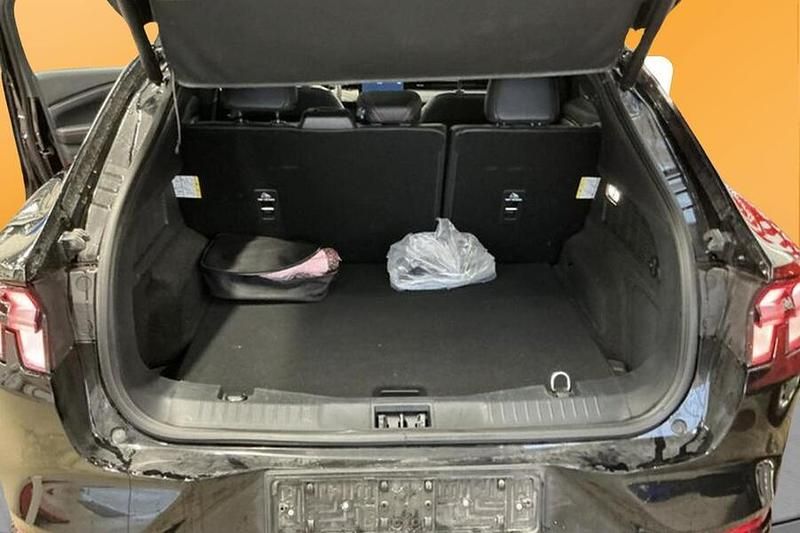 Käytetty Ford Mustang Mach-E Premium 197 kW (269 HP) 2023 Katumaasturi