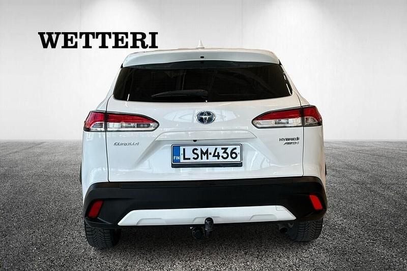 Käytetty Toyota Corolla Cross 197 HP (144 kW) 2022 Katumaasturi