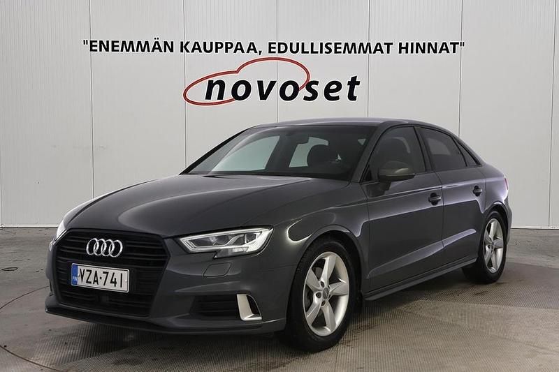 Harmaa Käytetty 2017 Audi A3 Business Sedan | 14 470 € (Perustarjous) - Kuva 1/4