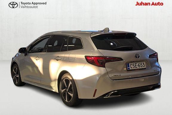 Käytetty Toyota Corolla Anniversary 140 HP (102 kW) 2024 Hopea Farmari