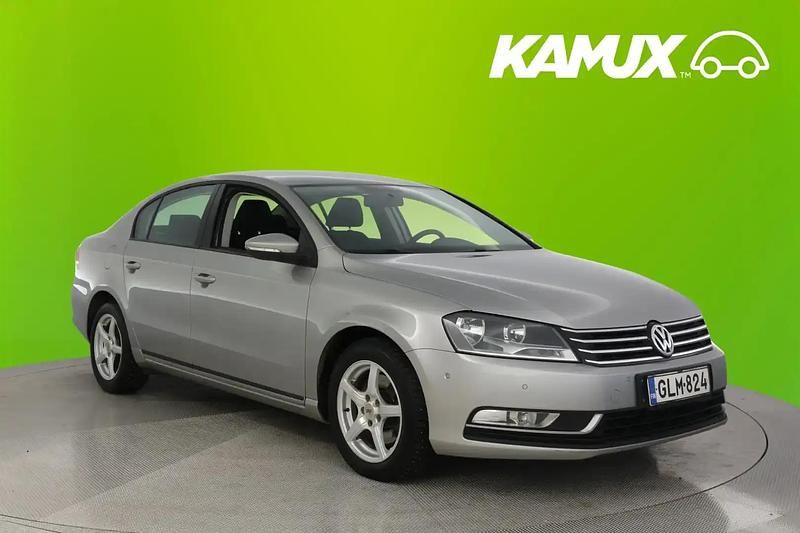 Hopea / harmaa Käytetty 2014 VW Passat Sedan | 9 480 € (Supertarjous) - Kuva 1/4