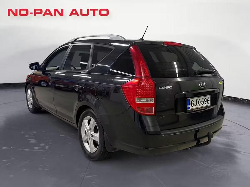 Käytetty Kia Ceed Sportswagon Active 116 HP (85 kW) 2011 Musta Farmari