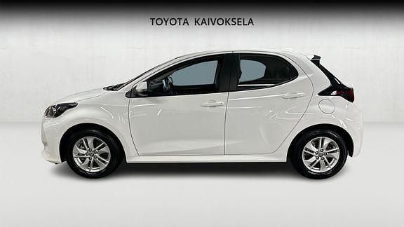 Käytetty Toyota Yaris Active 114 HP (83 kW) 2024 Valkoinen Viistoperä