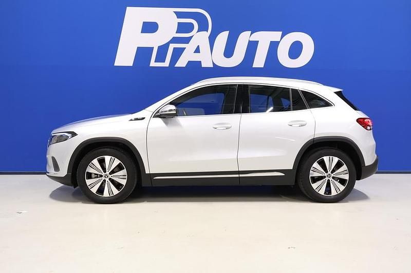 Käytetty Mercedes EQA300 Business 167 kW (228 HP) 2022 Katumaasturi