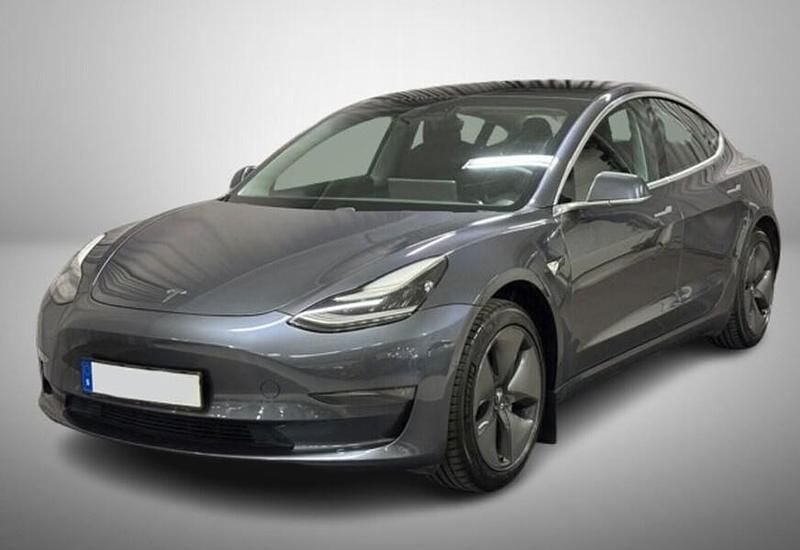 Harmaa Käytetty 2019 Tesla Model 3 Standard Range Sedan | 25 800 € (Perustarjous) - Kuva 1/3