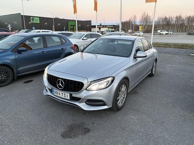 Käytetty 2015 Mercedes A200 Avantgarde Sedan | 16 900 € (Hyvä tarjous) - Kuva 1/4