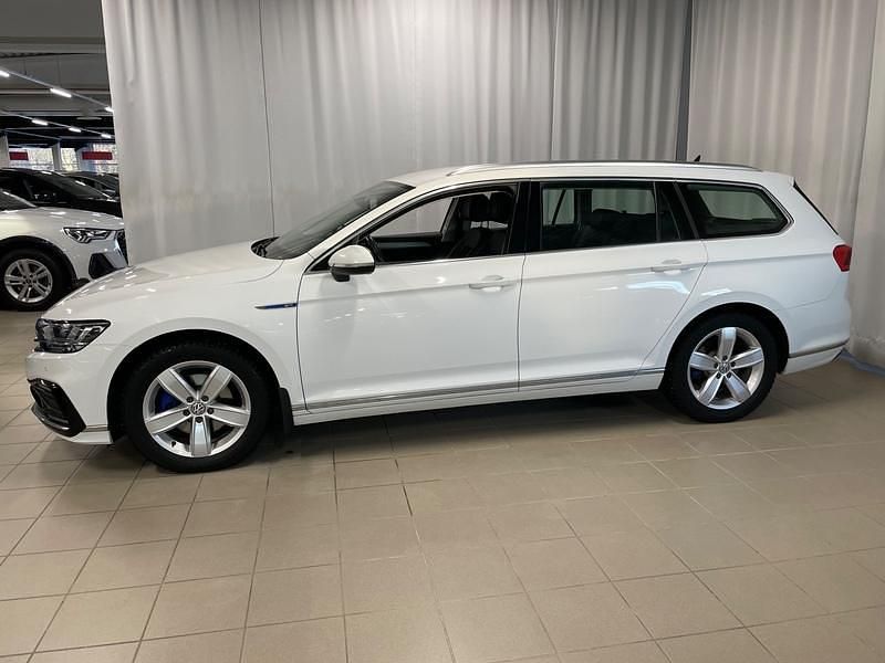 Käytetty VW Passat GTE 218 HP (160 kW) 2020 Valkoinen Farmari