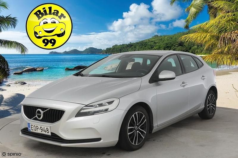 Käytetty 2017 Volvo V40 Business Edition Viistoperä | 10 650 € (Perustarjous) - Kuva 1/2