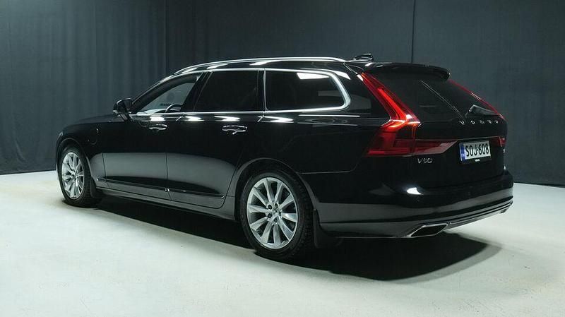 Käytetty Volvo V90 Inscription 2019 Farmari