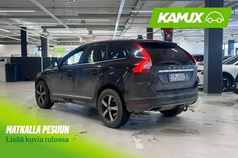 Käytetty Volvo XC60 Business Edition 190 HP (139 kW) 2017 Musta Katumaasturi