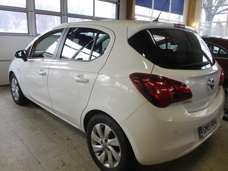 Käytetty Opel Corsa Active 90 HP (66 kW) 2017 Valkoinen Viistoperä