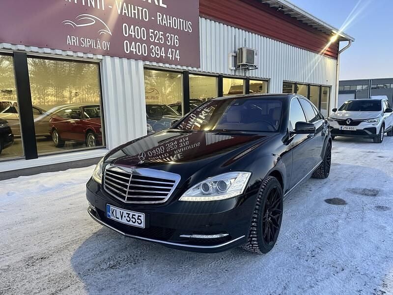 Käytetty Mercedes 450 340 HP (250 kW) 2010 Musta Sedan