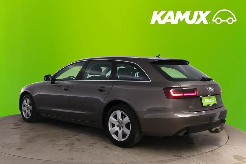 Käytetty Audi A6 Business 180 HP (132 kW) 2012 Hopea / harmaa Farmari